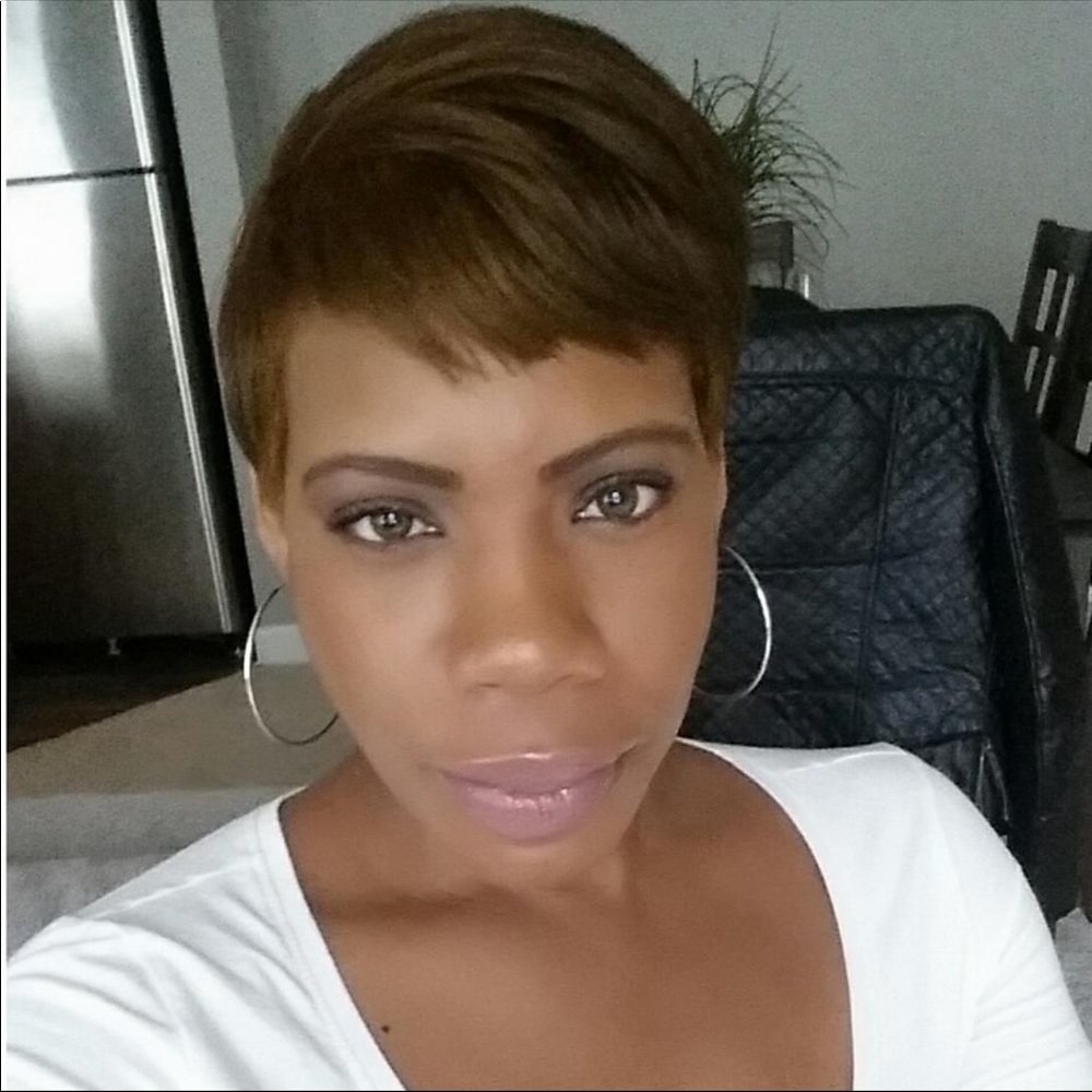 Meet your Posher, Rennea